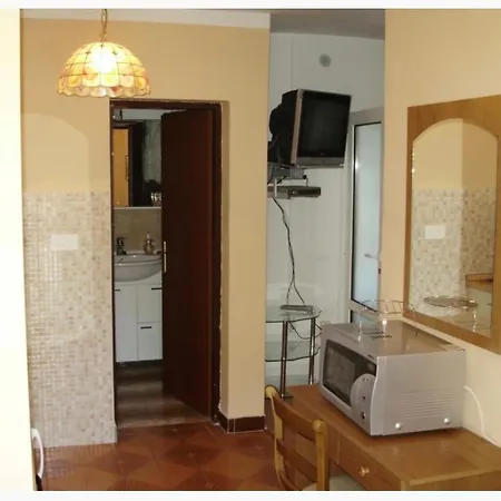 Apartment Nena Ap 3 Sweet -4 Persons Seget Vranjica